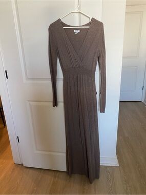 Old Navy Long Sleeve Wrap-Front Maxi Dress in Taupe